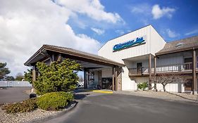 Edgewater Inn And Suites, An Ascend Collection Hotel